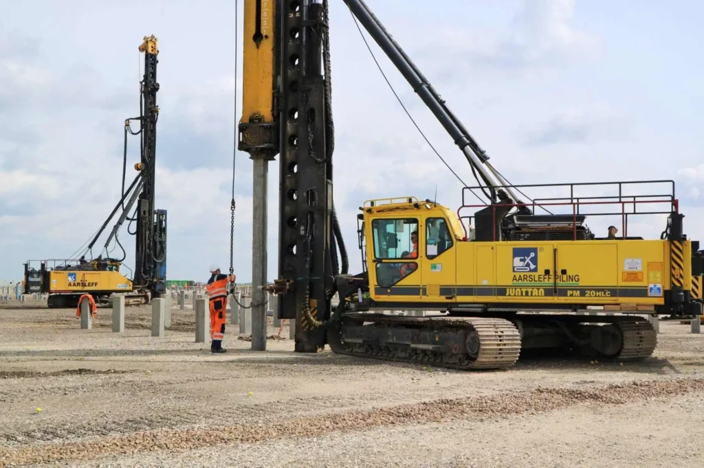 Piling Wellington