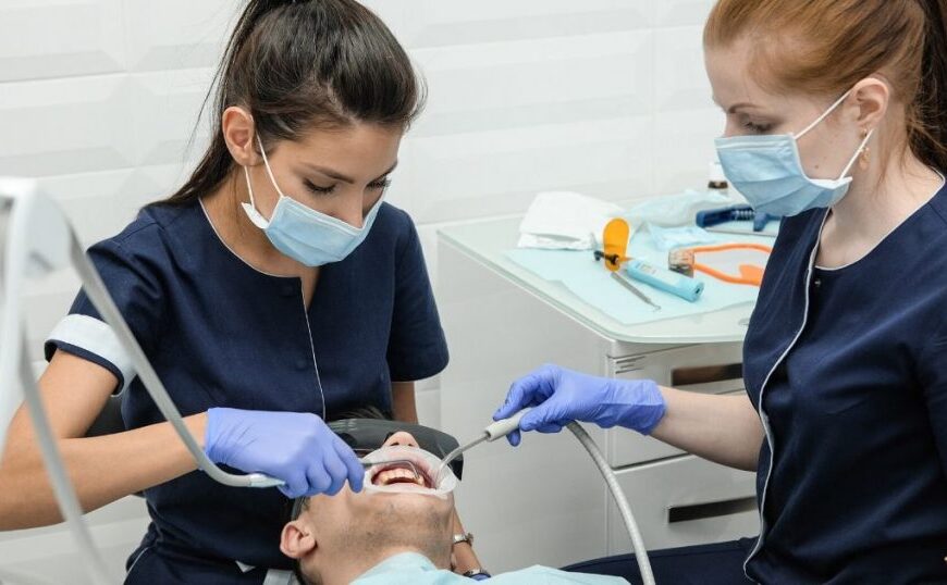 Dental Assistant