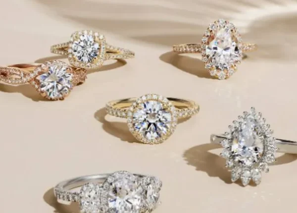7 Essential Tips To Know Before Buying An Engagement Ring