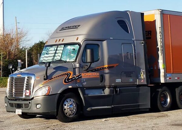 Semi Truck Accessories Enhance The Look Of Your Vehicle