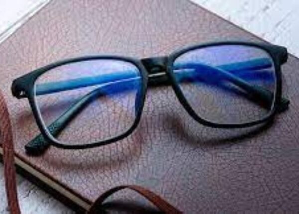 The Surprising Benefits of Blue Light Blocking Glasses